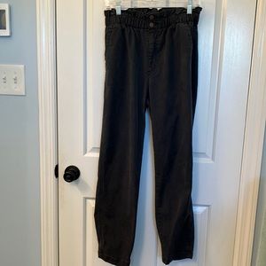 Universal Thread High-Rise Tapered Pants Size 4